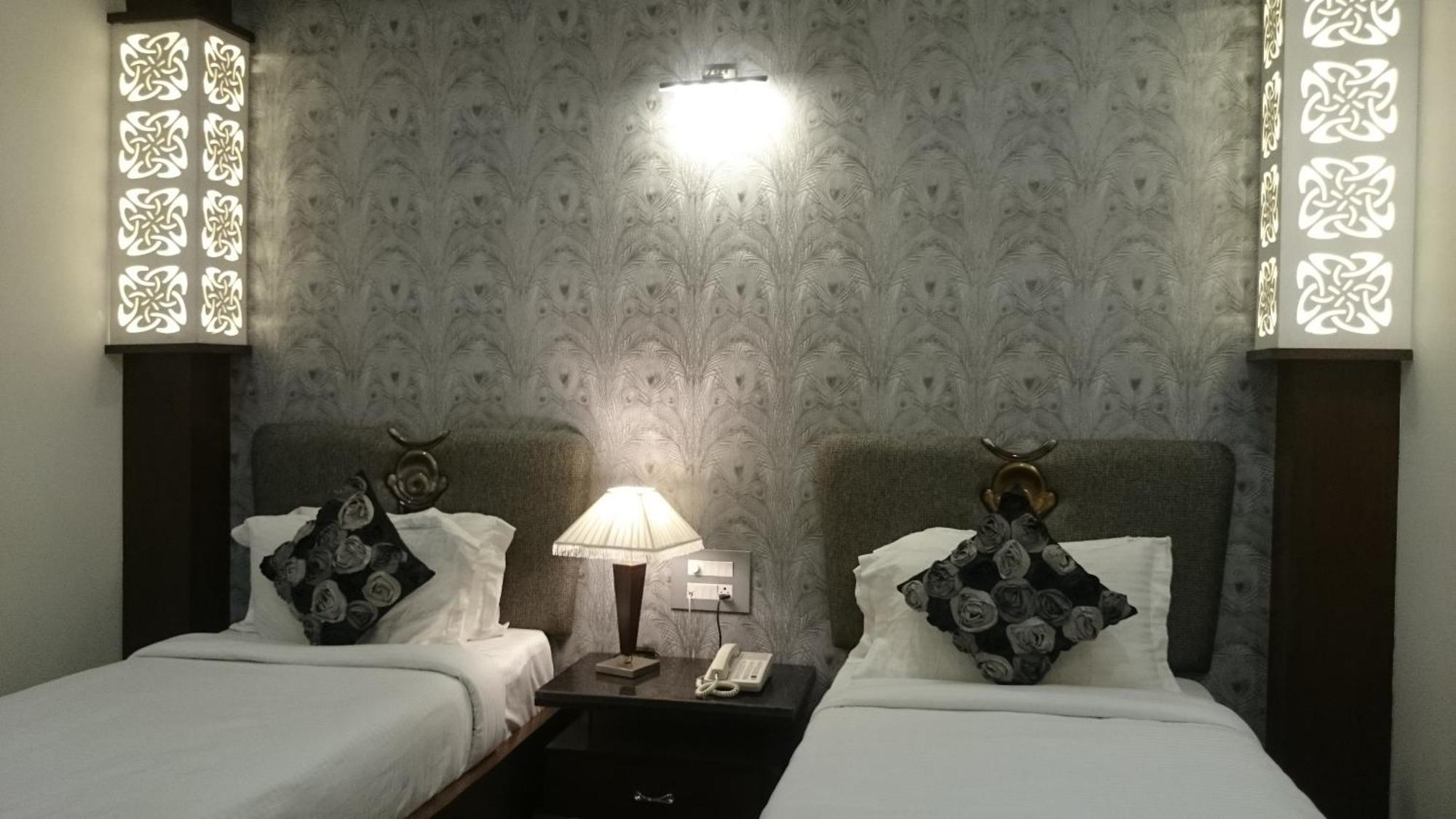 Hotel Costa River Варанаси Номер фото
