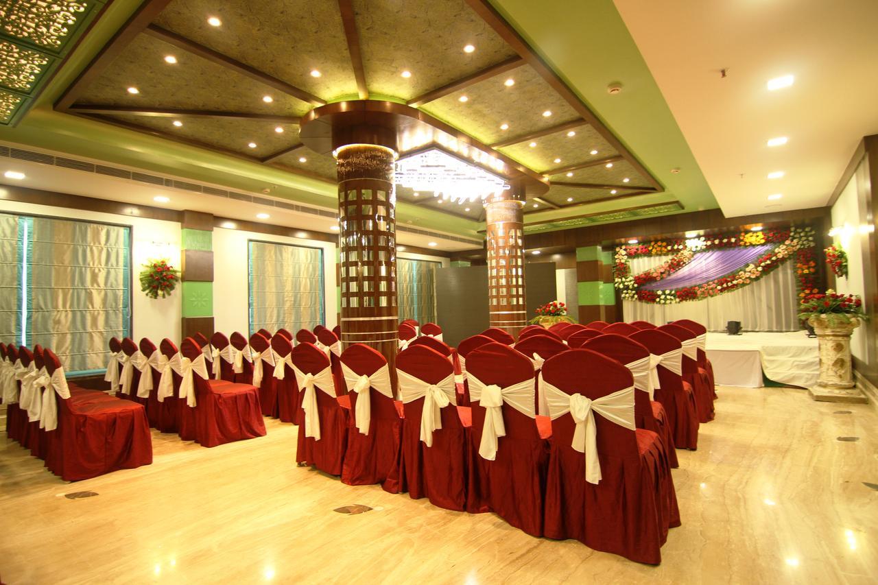 Hotel Costa River Варанаси Экстерьер фото